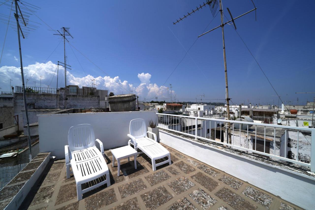 Domus Lapis - Con Terrazza Panoramica Βίλα Ostuni Εξωτερικό φωτογραφία